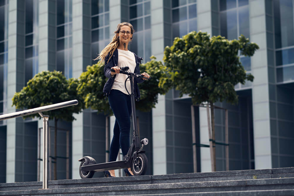 E Scooter Versicherung 01/2026: Vergleich & Leistungen