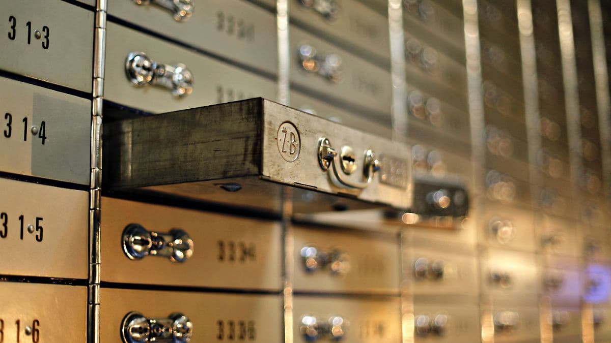Bankschließfach Versicherung – Sicherer Schutz für Werte im Schließfach