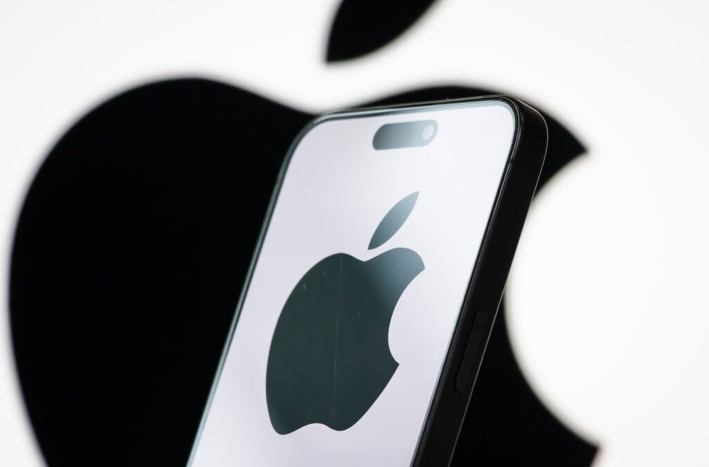 Apple’s Hide My Email feature has a bug that’s been exposing real email addresses, researcher claims