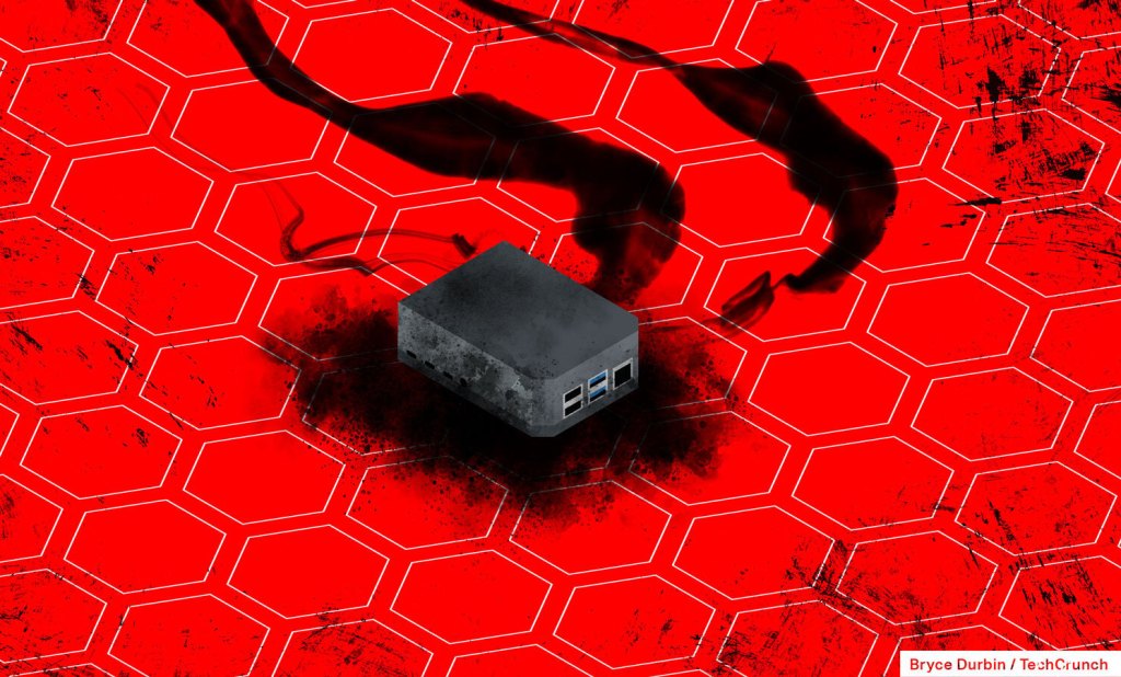 Canadian spy agency says it hacked drug traffickers, extremists, and a ransomware gang last year