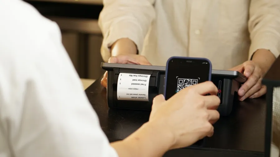 Blue Cross widens perks as Samsung Wallet joins push