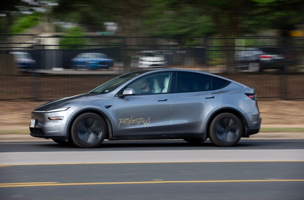Tesla spending skyrockets as Cybercab, Semi, Megapack production timeline slips