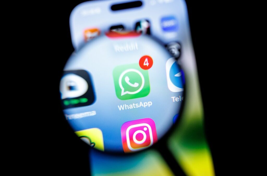WhatsApp says it is fixing an issue that disabled several accounts