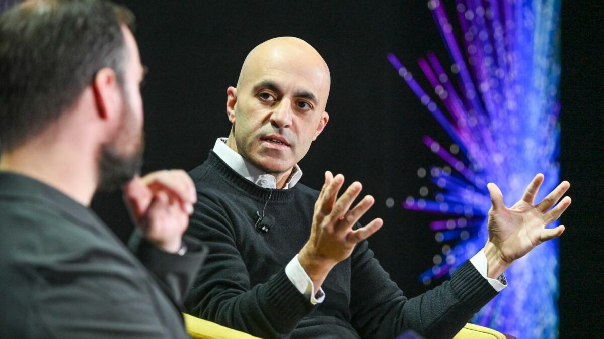 CEO of a $134 billion software giant blasts companies with billions in funding but zero revenue: ‘That’s clearly a bubble, right… it’s, like, insane’