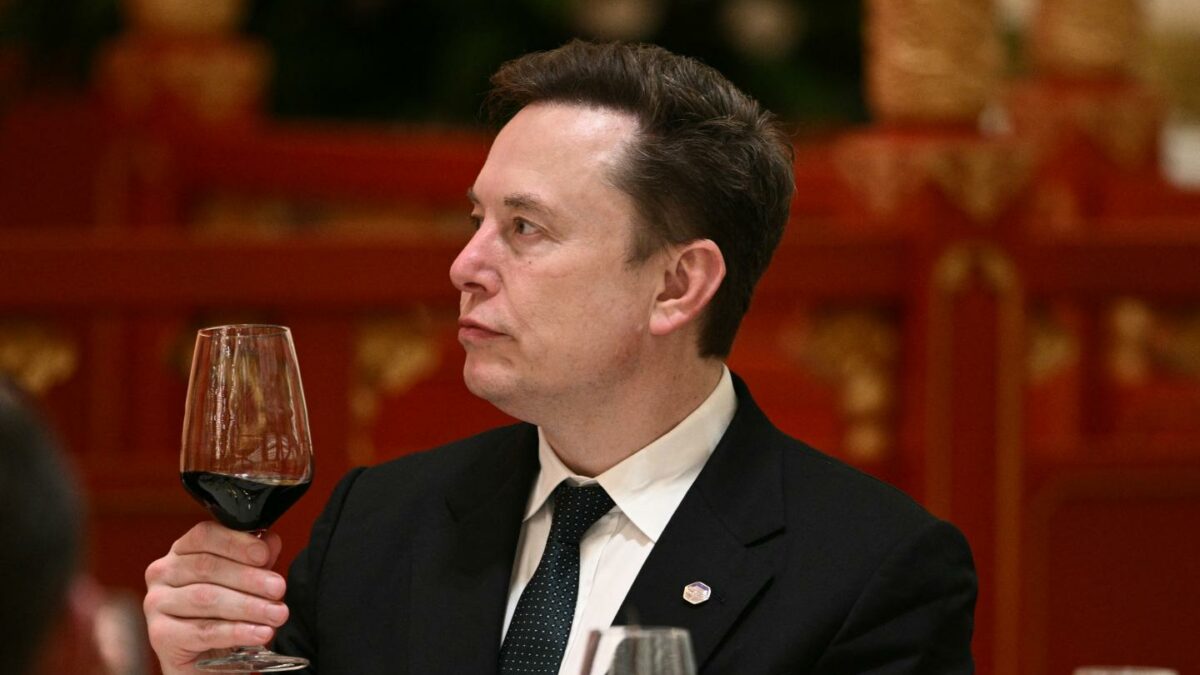 The targets Musk must hit to make SpaceX's valuation a good deal for investors are striking.