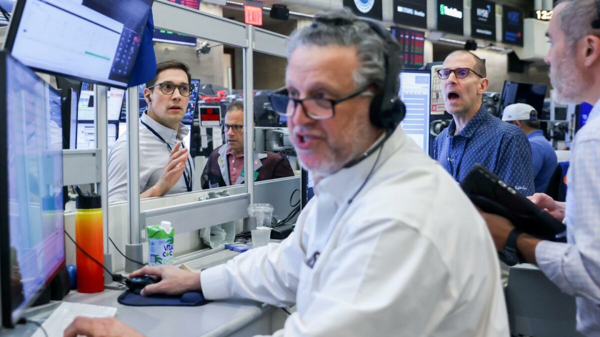Traders work on the floor of the American Stock Exchange at the New York Stock Exchange on Friday, June 5, 2026.