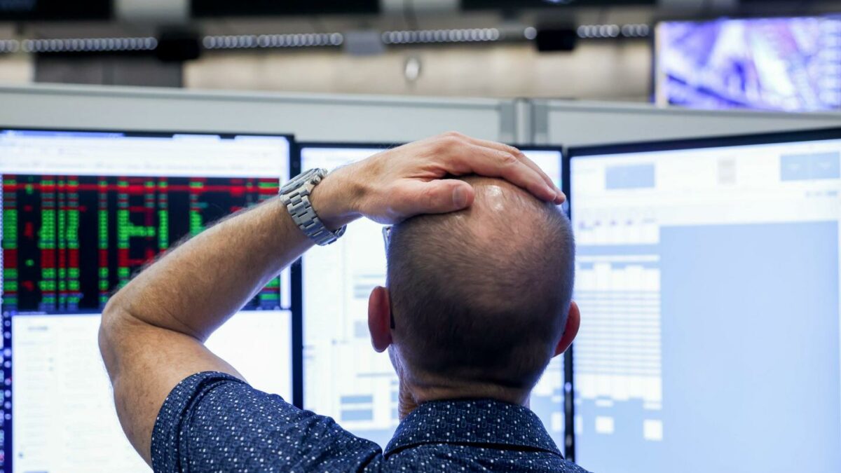 A trader works on the floor of the American Stock Exchange (AMEX) at the New York Stock Exchange (NYSE) in New York, US, on Friday, June 5, 2026.