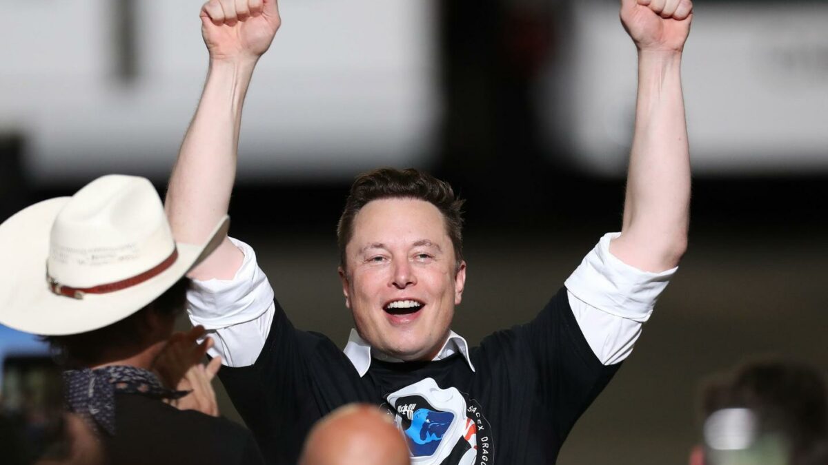 SpaceX's IPO is expected to soar Elon Musk into trillionaire status—but blockbuster wealth increases could be in store for others, including welders who have built his rockets.