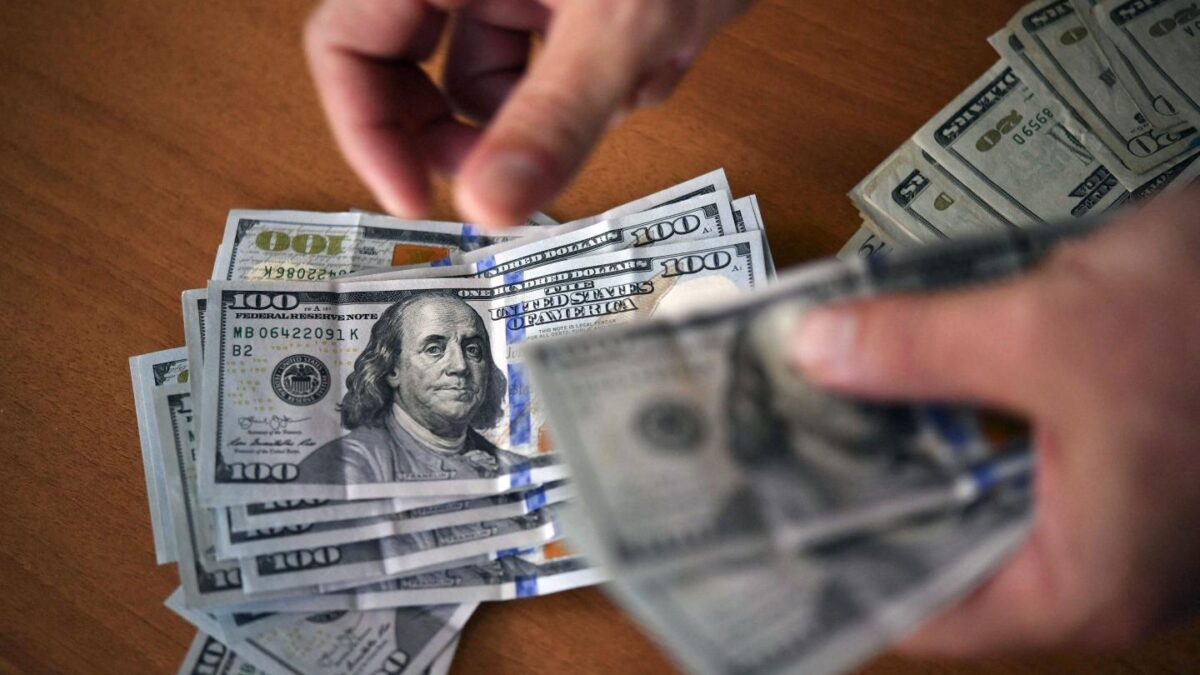 The new K-shaped economy splits the rich from the ultra-rich: The top 0.1% averages more than $200 million—and is pulling away from the rest of the 1%