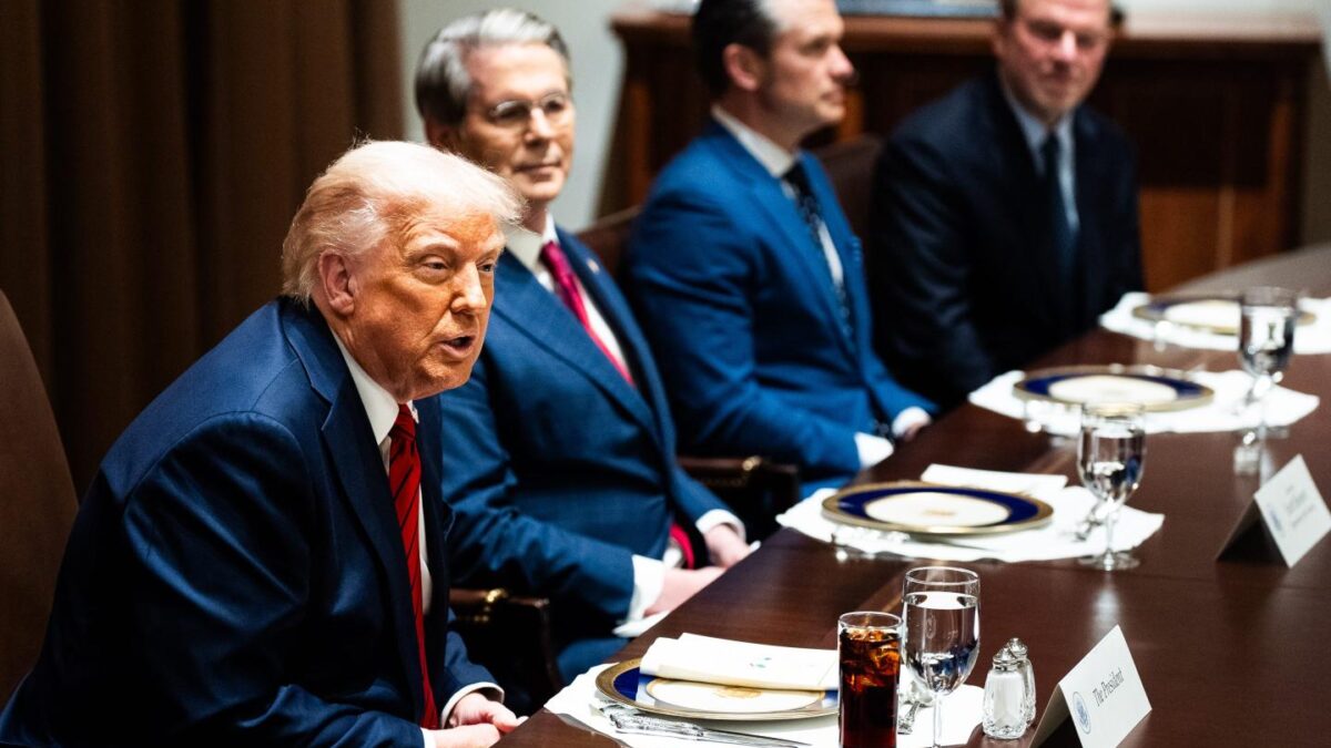 President Donald Trump eats lunch with his cabinet and the Prime Minister of Italy in April.